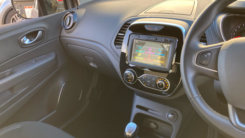 Renault Captur 0.9 TCE 90 Iconic 5dr Petrol Hatchback